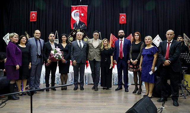 İzmir Aliağa 2022'yi türkülerle uğurladı