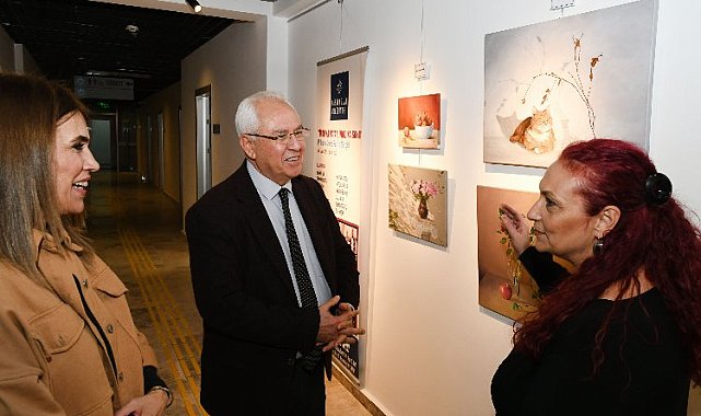 İzmir Karabağlar'da 'İnadına Hayat İnadına Sanat'