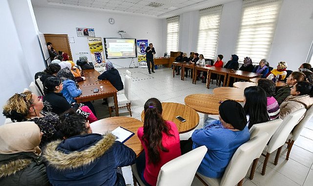 Kadınlar sağlıklı gıdaları öğreniyor