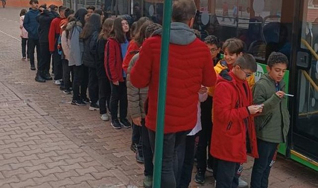 Kayserili öğrencilere 'toplu taşıma' eğitimi