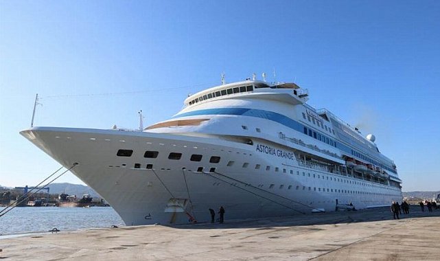 Kruvaziyer gemileri Ordu'yu sevdi