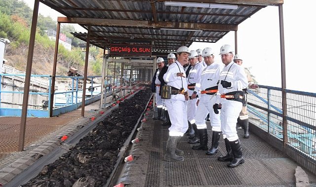 Manisa Soma'da madencilerin günü kutlandı