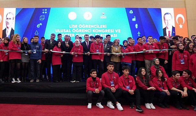 Matematik alanındaki liseliler ulusal poster sunumunda