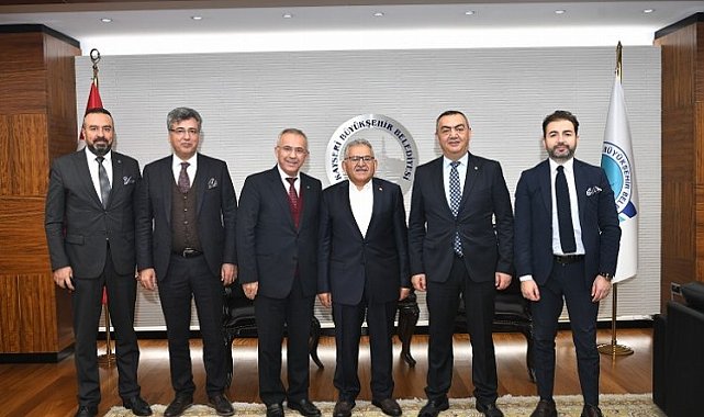Memduh Büyükkılıç KAYSO'yu ağırladı