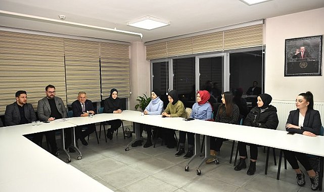 Memduh Büyükkılıç Melikgazi teşkilatıyla buluştu