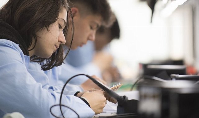 Mesleki eğitimde ekonomiye katkı sağlayan ilk 5 il