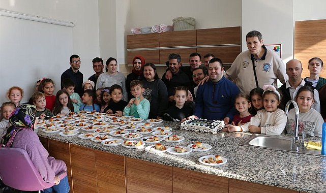 Sakarya'da sürpriz etkinlikle Engelliler Haftası kutlandı