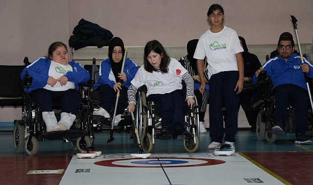 Tekerlekli Sandalye Floor Curling şampiyonları belli oldu