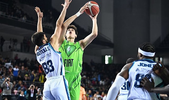 TOFAŞ Anadolu Efes'e konuk oluyor