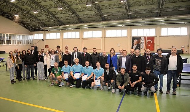BUÜ'de masa tenisi turnuvası sonuçlandı