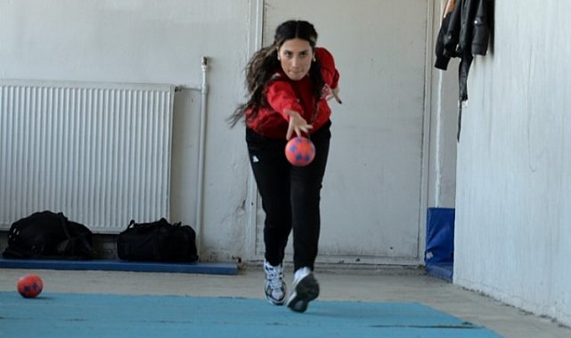 Dünya Şampiyonu yeni 'bocce'ciler yetiştiriyor