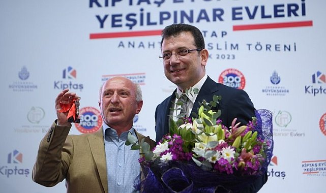 Eyüpsultan'da ilk hak sahipleri evlerine kavuştu