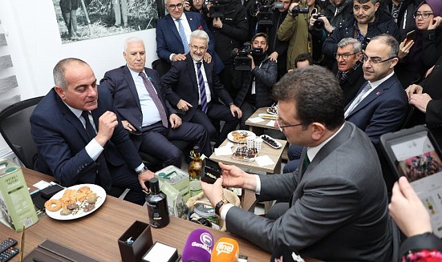 İlk zeytin alışverişi Ekrem İmamoğlu'ndan