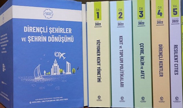 Kocaeli'de 4. Kartepe Zirvesi kitaplaştırıldı