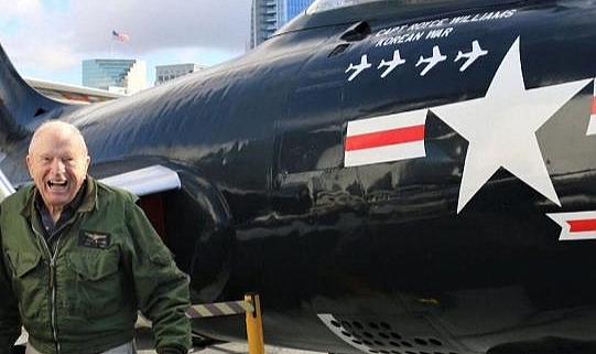 Kore Savaşı'nda Yaptıklarını 50 Yıldır Gizli Tutan  ABD'li Pilotun Hikayesi