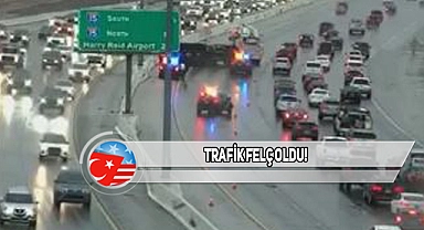 Las Vegas Trafiğinde Bir Araç Devrildi