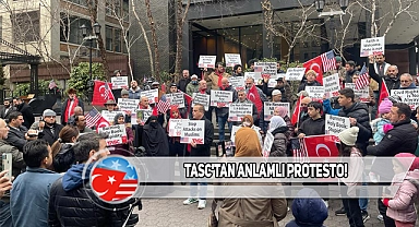 NY'lular, Kur'an-ı Kerim'in Yakılmasını Protesto Etti
