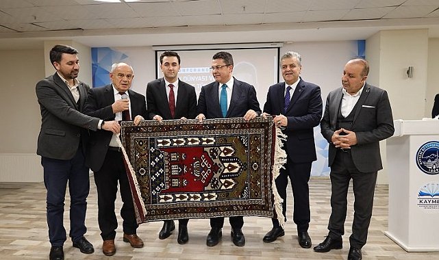 Prof. Dr. Ruhi Ersoy'dan 'Türk Dünyası' konferansı