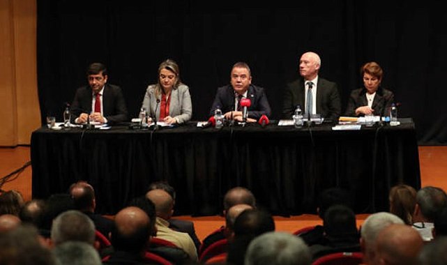 Resmi plakalı otobüsleri Büyükşehir kendi işletecek