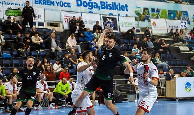 Sakarya Büyükşehir Ümraniye'nin konuğu