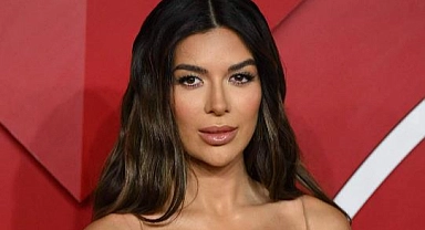 "Seksi" Diye Eleştirilen Ekin Su'nun Şimdiki Rolü Şaşırttı