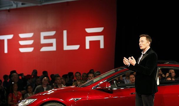 Tesla 2022'de Rekor Kırdı