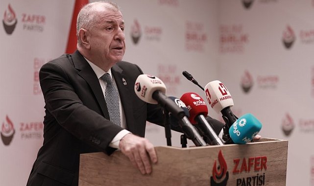 Ümit Özdağ'dan 'mavi boya' çıkışı