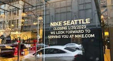 Ünlü Marka Seattle'da Kepenk İndirdi