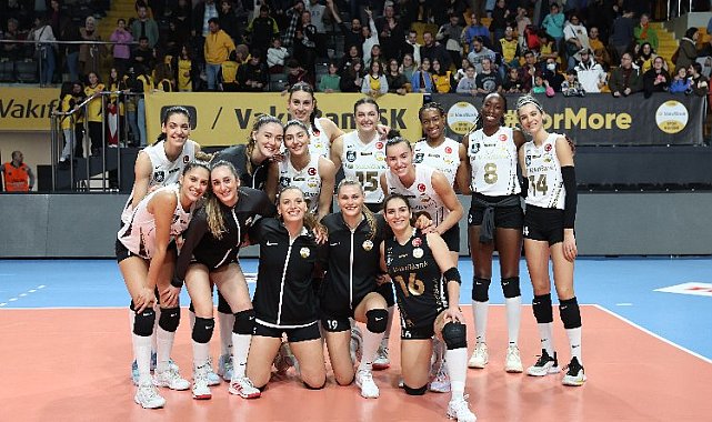 VakıfBank'ın ligdeki galibiyet serisi sürüyor