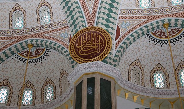 Yeni Mehmet Ali Paşa Camii'ne yeni meydan
