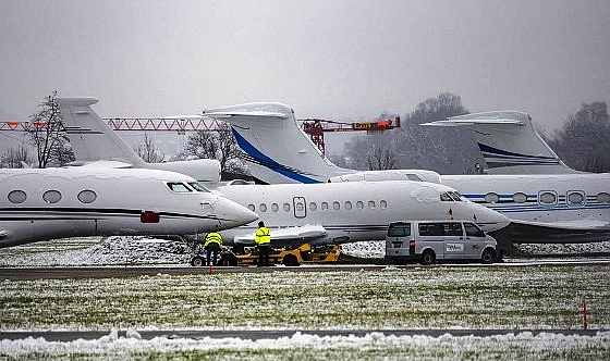Zenginlerin Özel Jetleri Davos’ta Yer Bulmakta Zorlandı