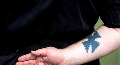 ABD'de Çocuklara "Nazi müfredatı"