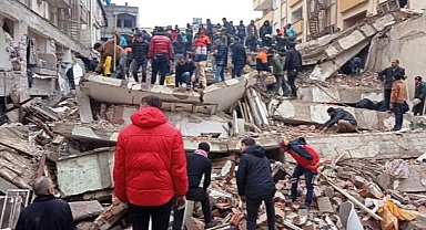 ABD'li Sismolog:  Depremler 'yıkıcı ve korkunç'
