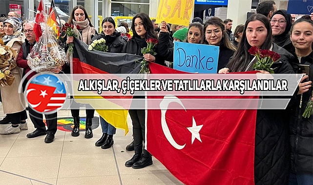 Almanya'ya Dönen Kurtarma Ekibini Türkler Karşıladı