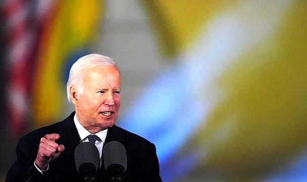  Biden: "Kiev gururlu ve dimdik duruyor"