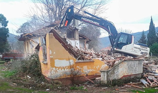 Bursa Karacabey'de metruk mesai