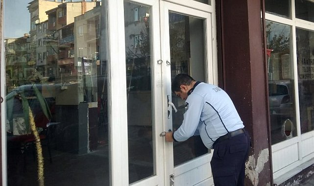 Bursa Osmangazi'de ruhsatsız kahvehaneye mühür