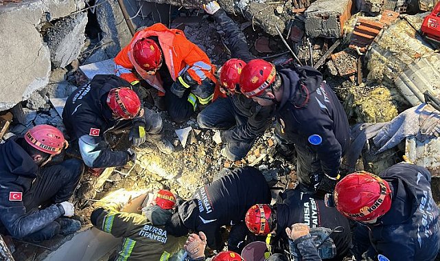Bursa tüm gücüyle deprem bölgesinde