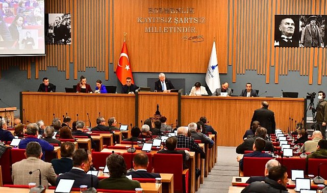 Deprem bölgesindeki çiftçilere yem desteği