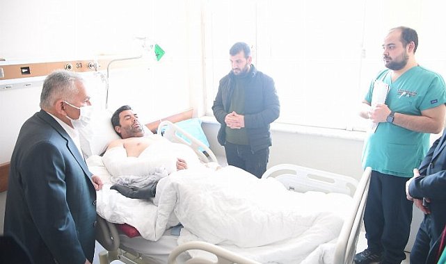 Depremzedelere Büyükkılıç morali