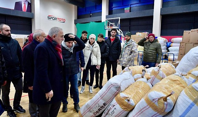 Fatih Belediyesi 1,6 milyon adet ihtiyaç malzemesi gönderdi
