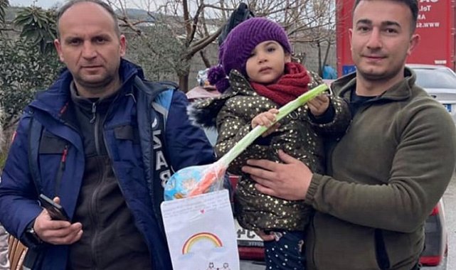 Gölcük'te depremzede çocuklara zabıta morali