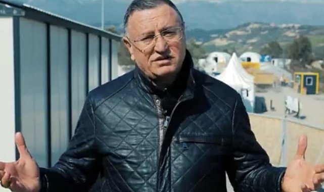 Hatay'dan ayrılanlara seslendi: Toprağınızı satmayın, yine buluşacağız