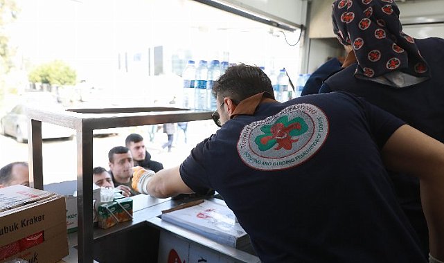İzciler,  afetzedelerin sessiz kahramanı oldu