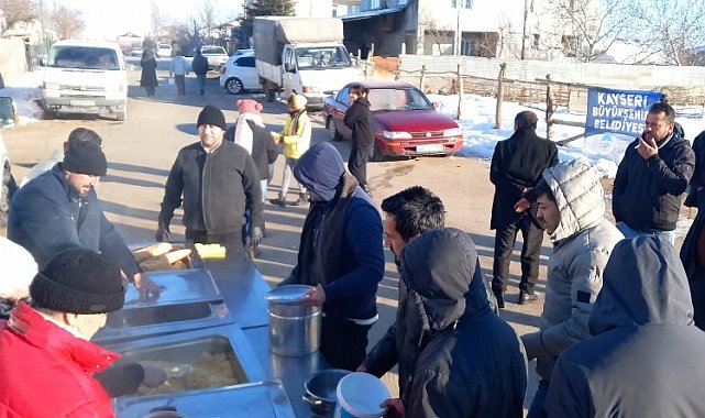 Kayseri Büyükşehir'den depremzedelere şefkat eli