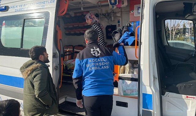 Kocaeli'nin ambulansları 7/24 depremzedelerin hizmetinde