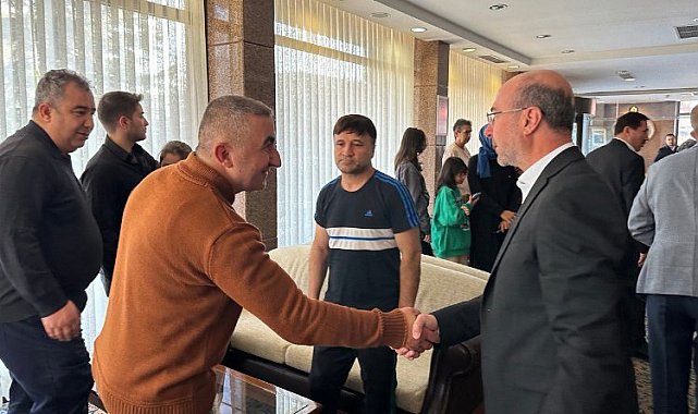 Konya'da başkanlar depremzede ailelerle buluştu