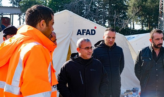 Kütahya Belediye Başkanı deprem bölgesinde