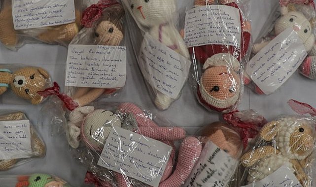Kütahyalı çocuklardan depremzedeli kardeşlerine oyuncak