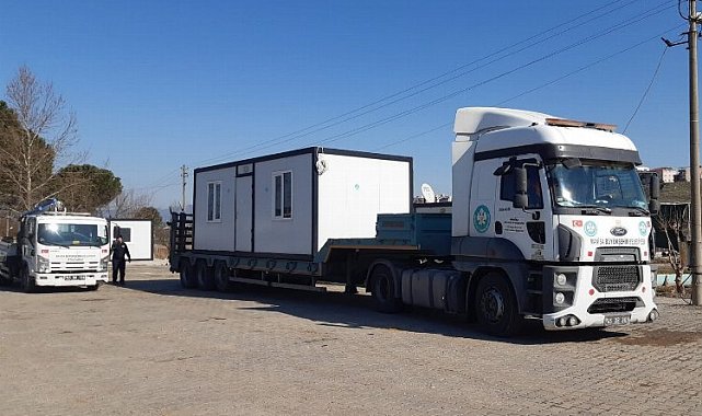 Manisa deprem bölgesinde yara sarıyor